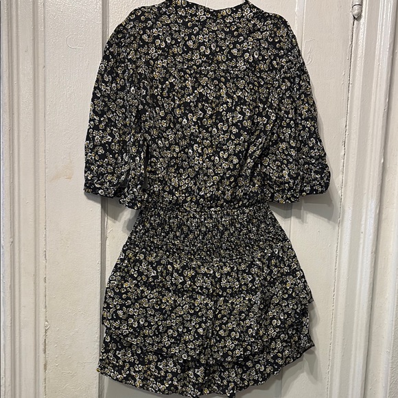 Aqua Elegant Black and White and yellow Floral Dress - Picture 4 of 8